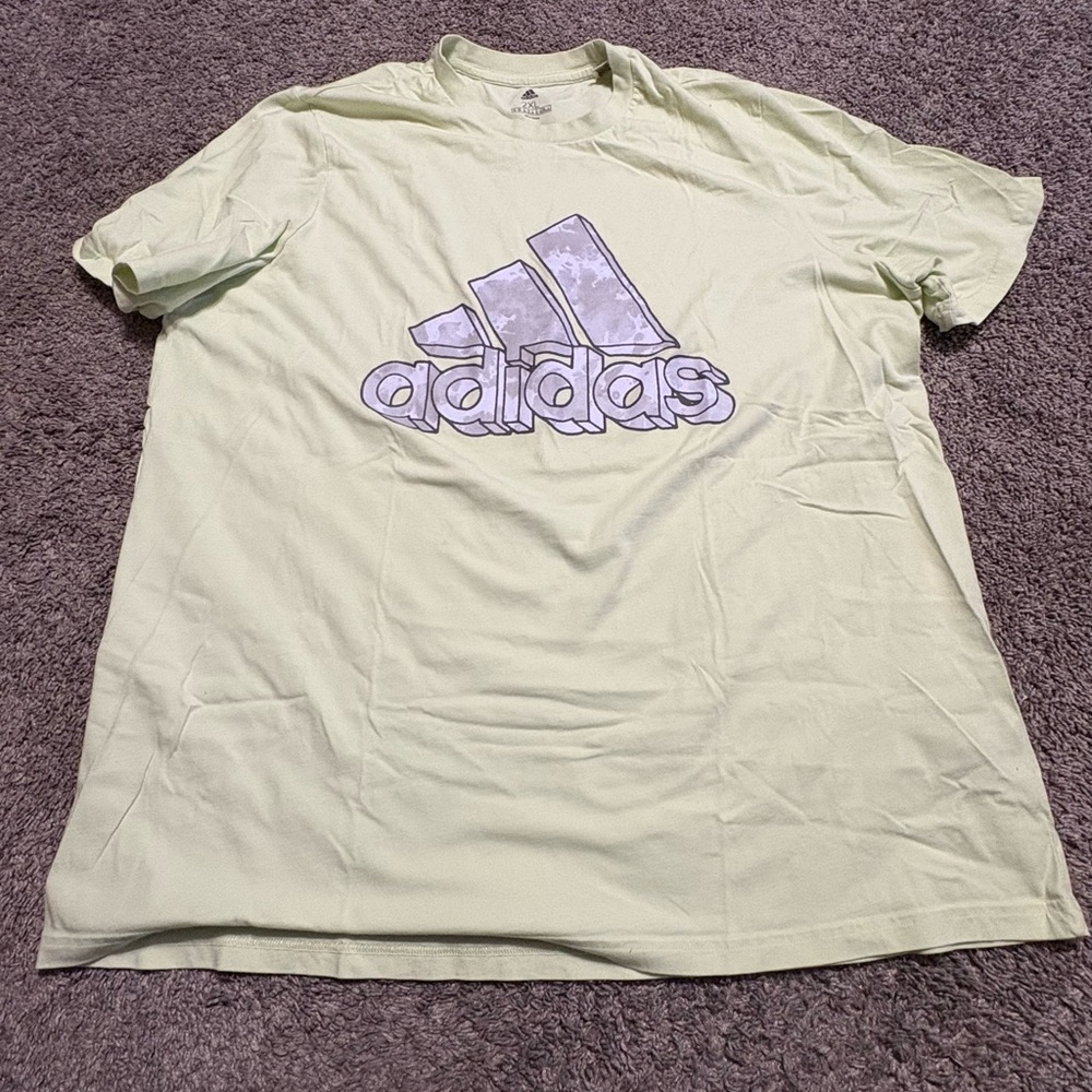 Adidas T-shirt Men's 2XL Badge of Sport Graphic yellow‎ gray logo short sleeve
